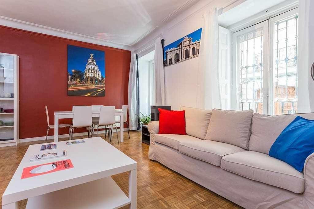 Piso Confortable Y Centrico Apartment Madrid Exterior foto