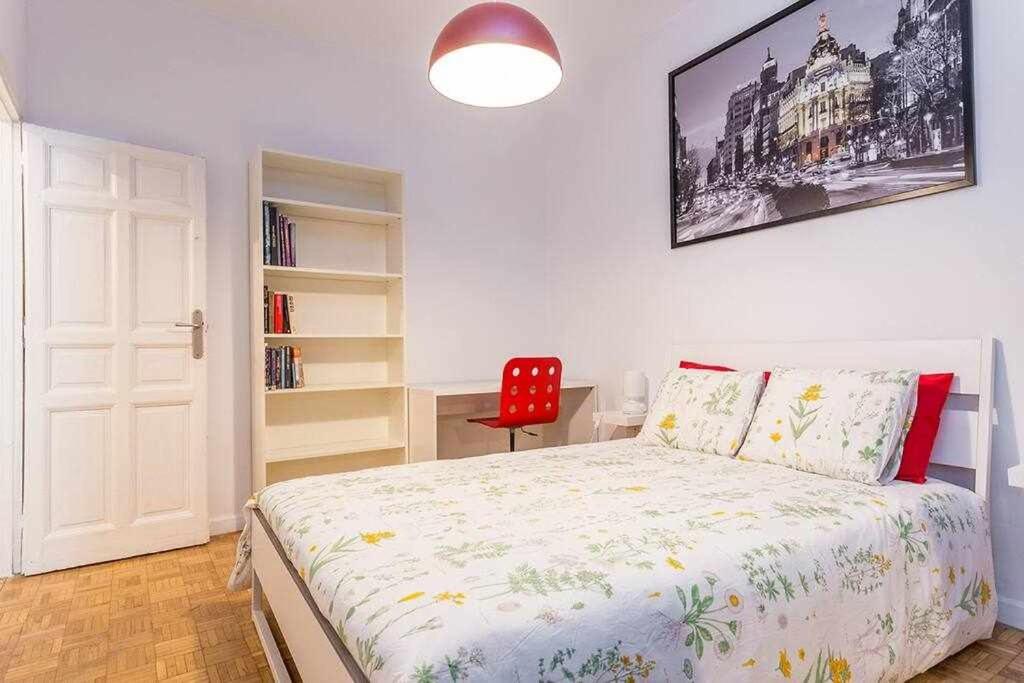 Piso Confortable Y Centrico Apartment Madrid Exterior foto