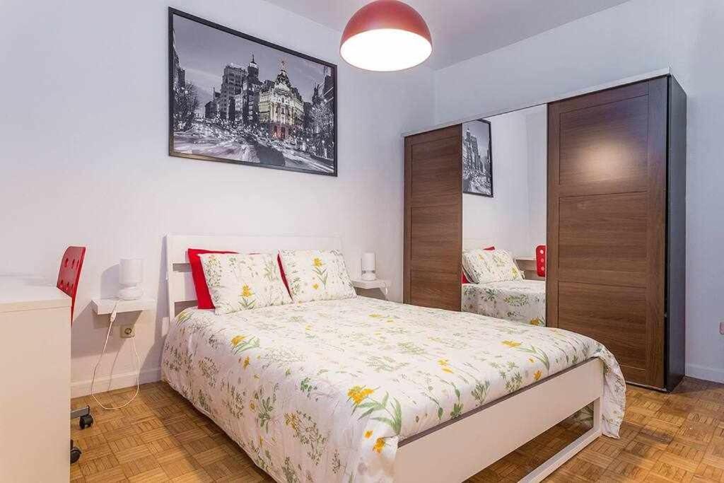 Piso Confortable Y Centrico Apartment Madrid Exterior foto